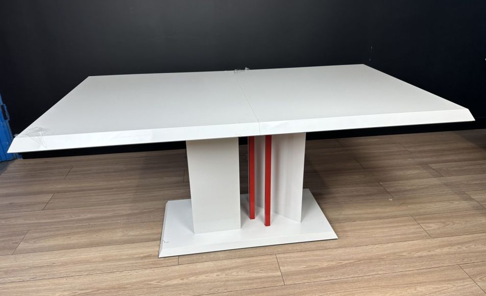 [outlet] Stół nierozkładany biały połysk połysk MODEL „K”